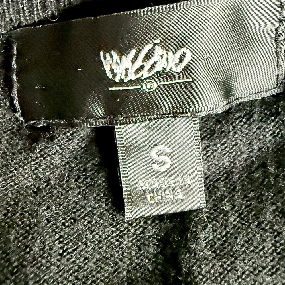 Target Dark Gray Knit Top - Picture 7 of 8